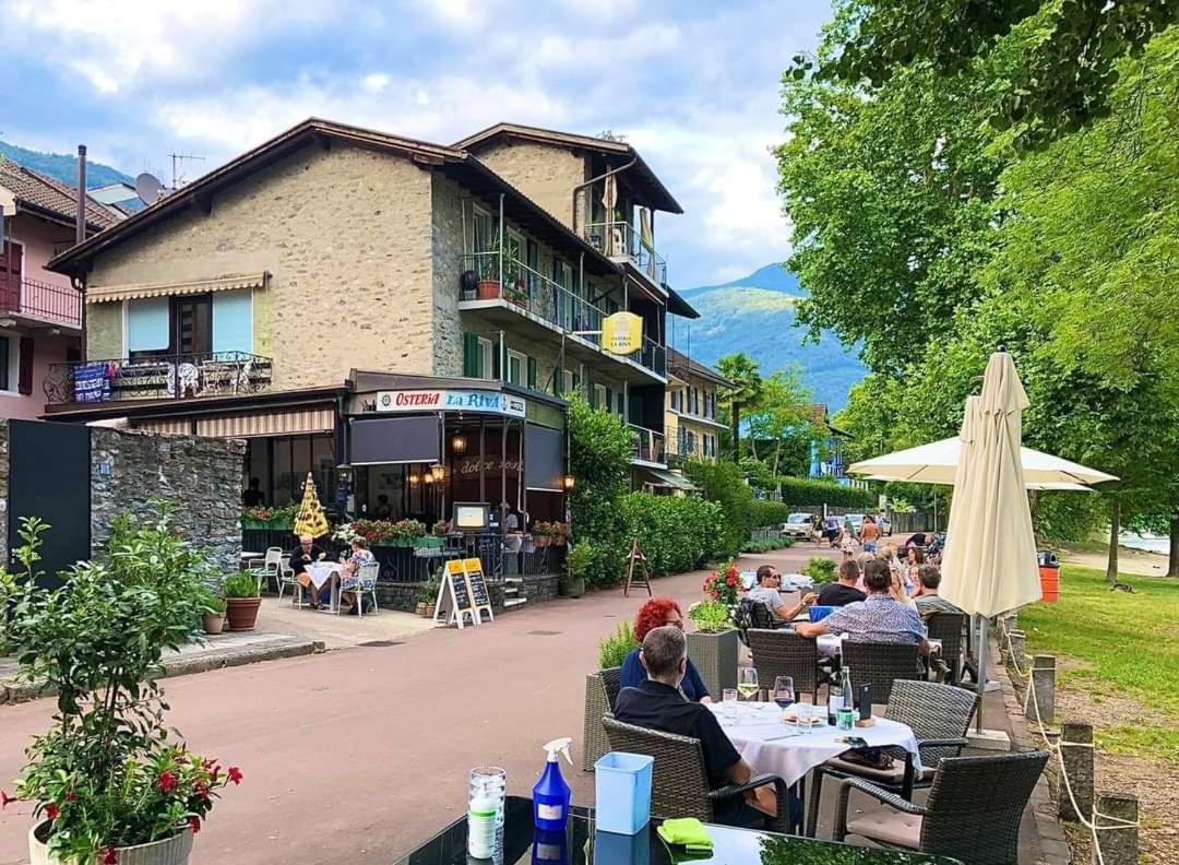 Osteria La Riva Hotel Minusio Екстериор снимка
